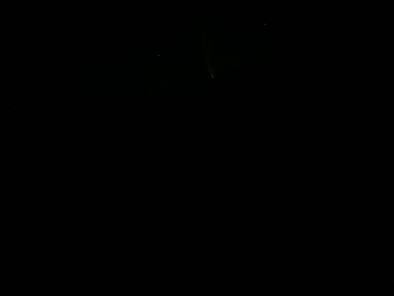 no light pollution means good view of the comet